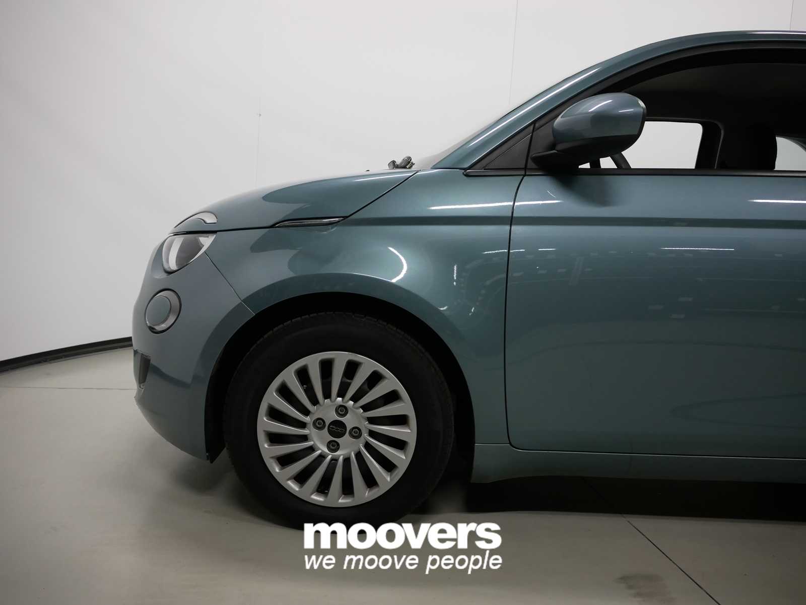FIAT 500E Action Berlina 23,65 kWh foto 25