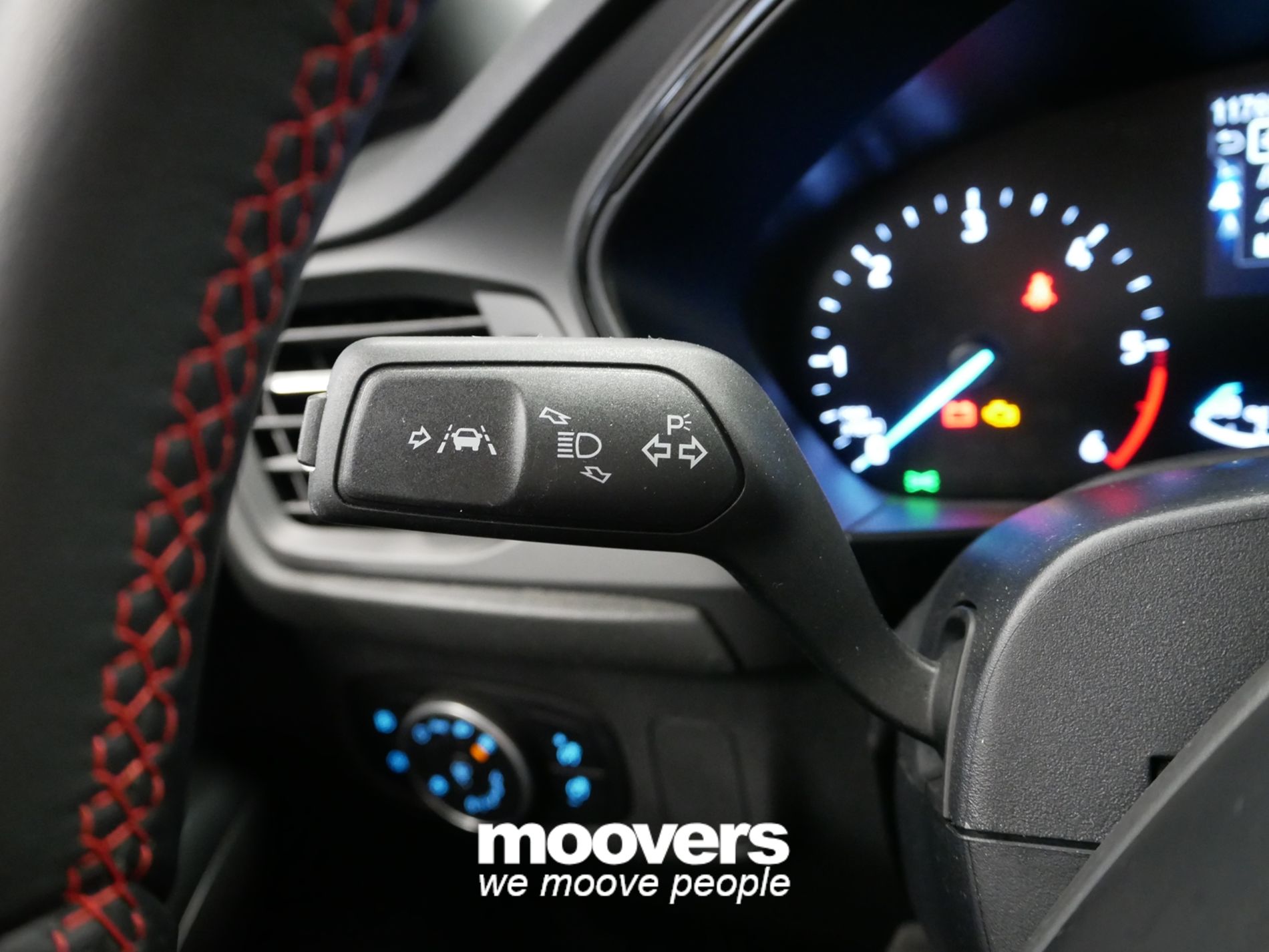 FORD Focus 1.5 EcoBlue 120 CV 5p. ST Line foto 24