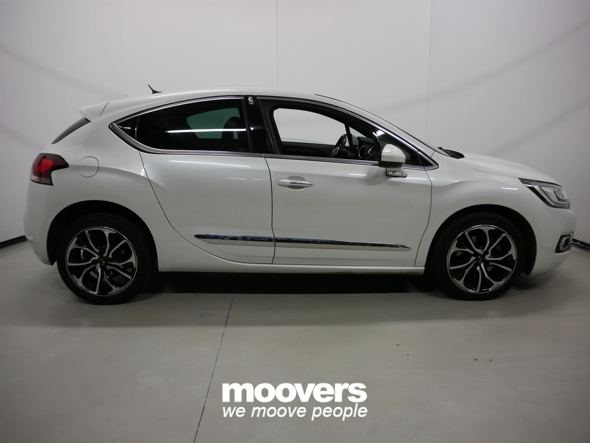 DS 4 BlueHDi 180 S&S EAT6 Sport Chic foto 1
