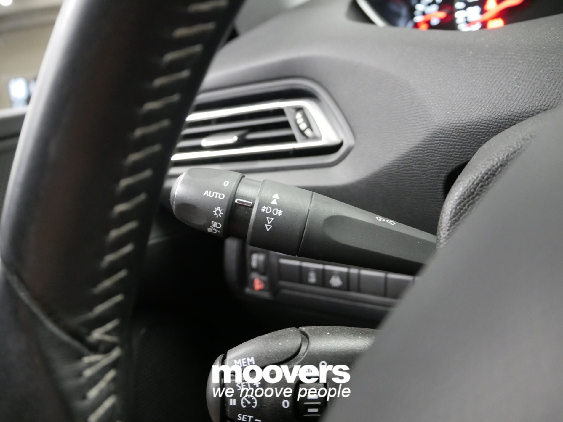 PEUGEOT 308 BlueHDi 130 S&S SW Allure foto 14