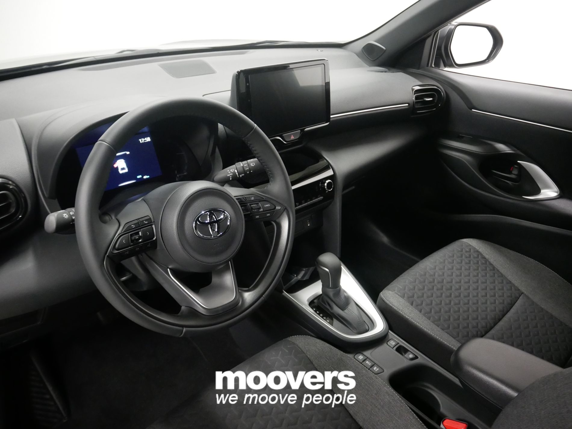 Toyota Yaris Cross 1.5 Hybrid 5p. E-CVT Trend IN ARRIVO! foto 6