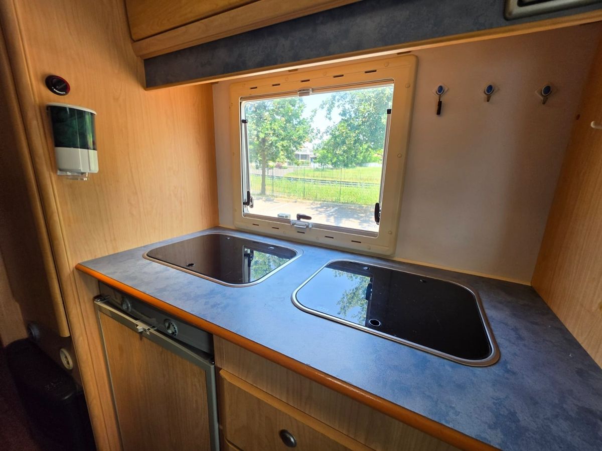 CARAVANS MONCAYO 2.3 JTD SILVER 360 6 Posti
