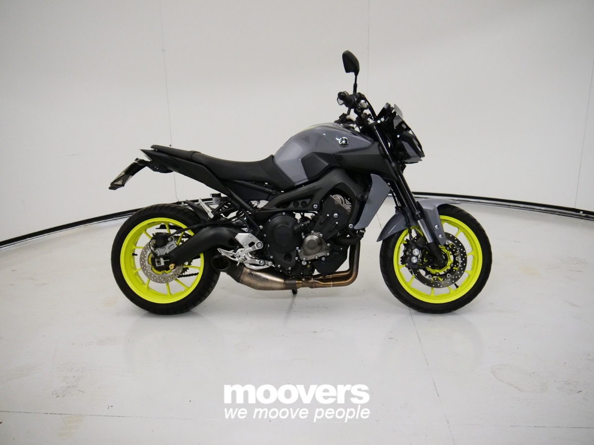 YAMAHA MT09