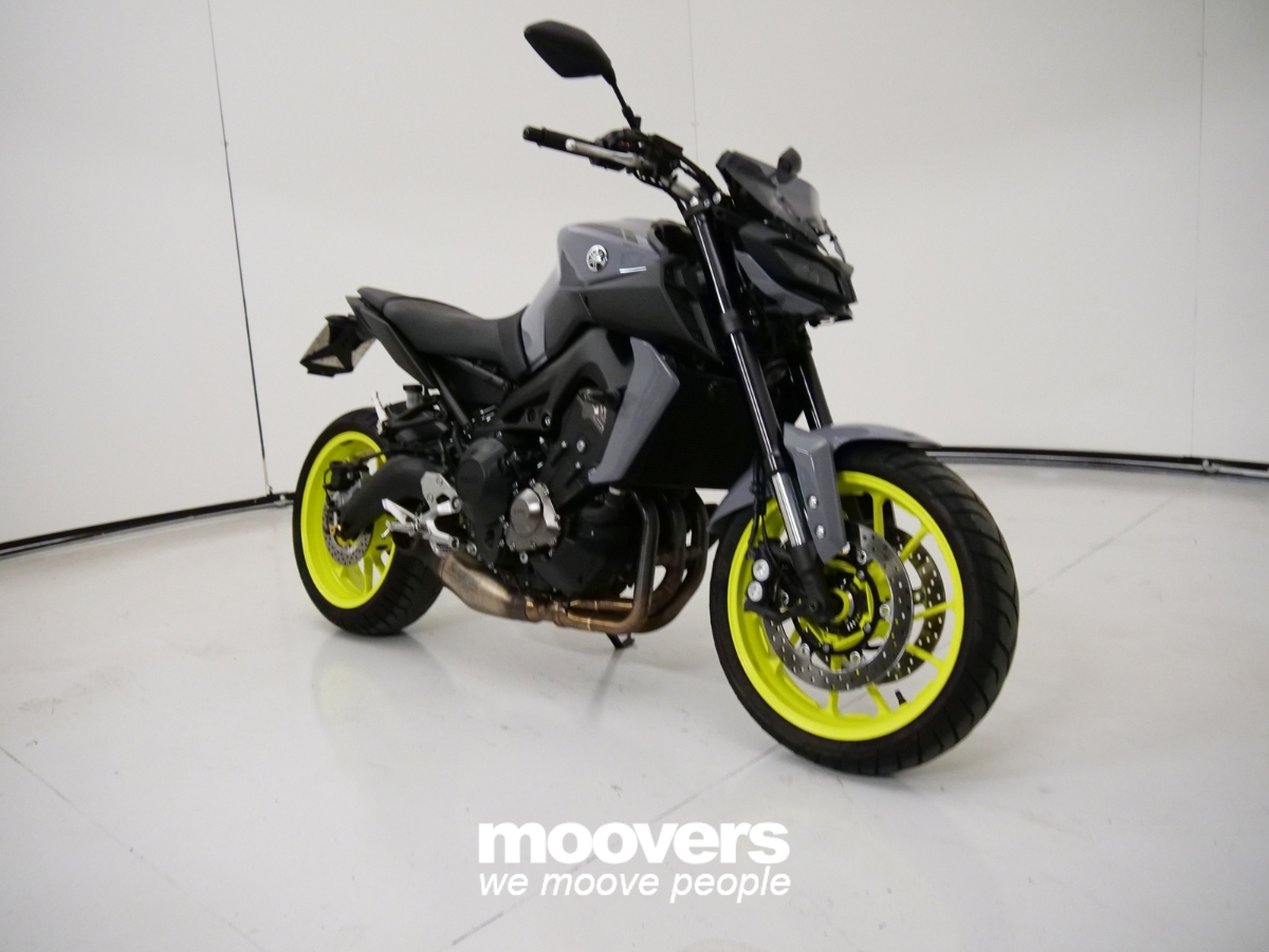 YAMAHA MT09