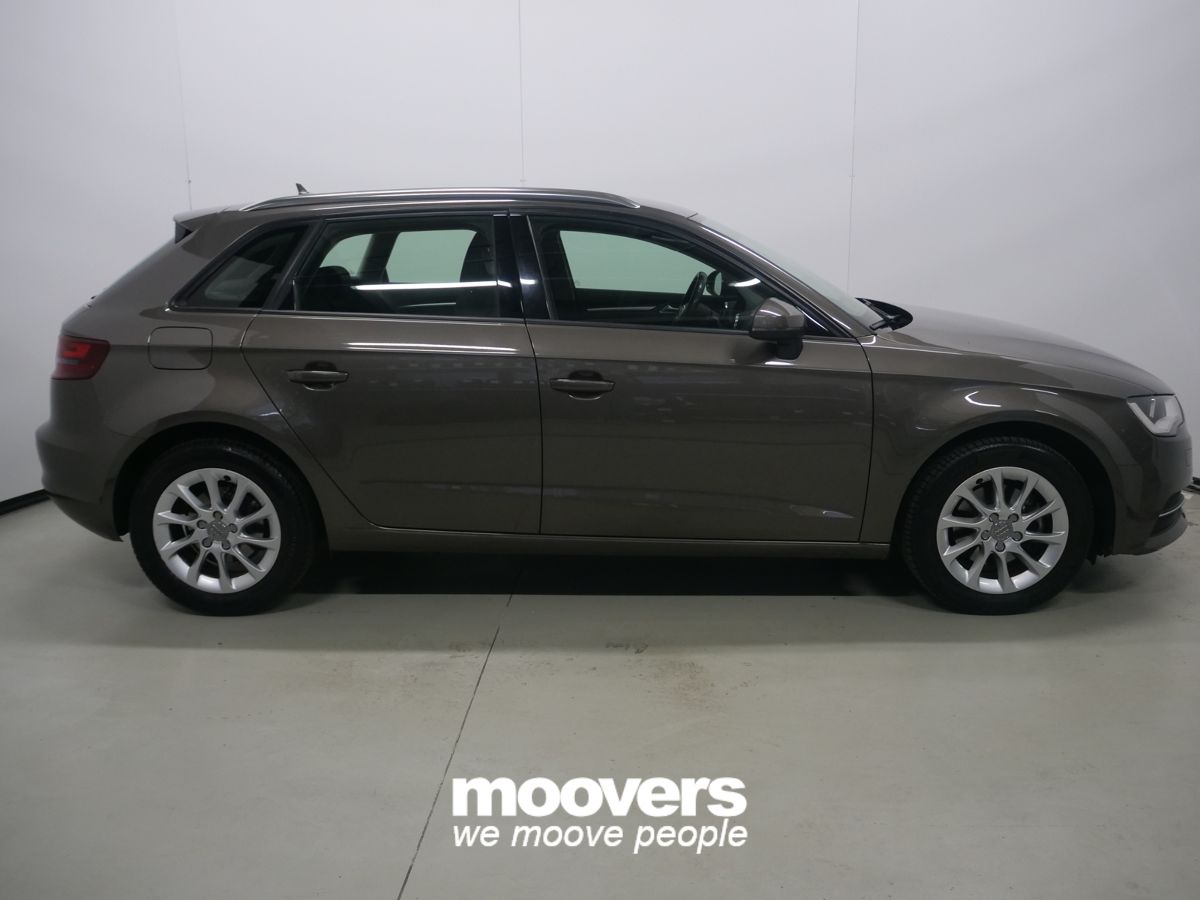 AUDI A3 SPB 1.6 TDI clean diesel S tronic Ambiente