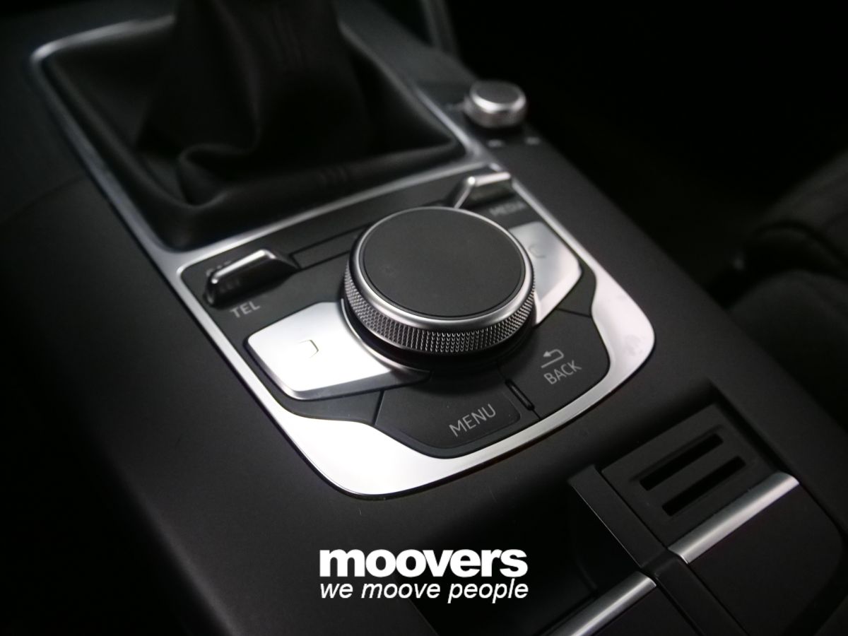AUDI A3 SPB 1.6 TDI Sport