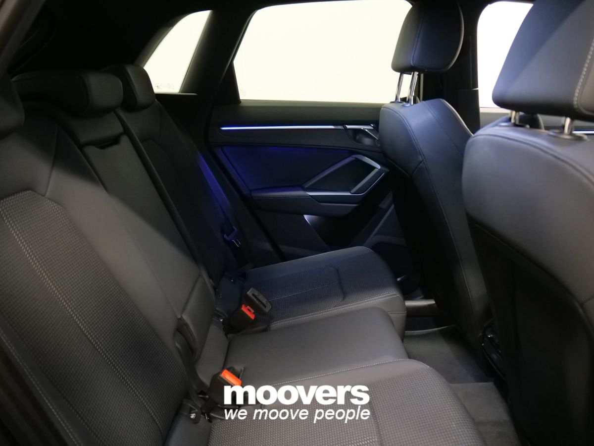 AUDI Q3 35 MHEV TFSI S tronic S line Black Edition