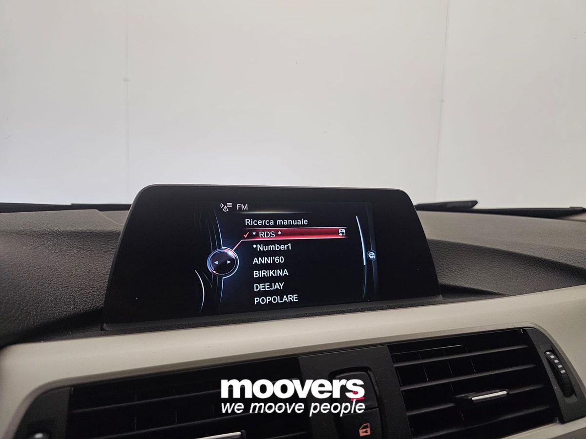 BMW 318d Touring Business aut.