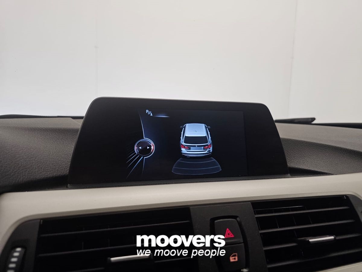 BMW 318d Touring Business aut.