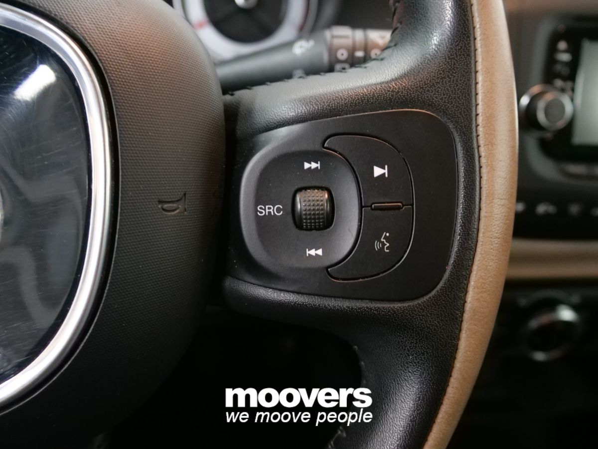 FIAT 500L Living 1.6 Multijet 105 CV Business 7 POSTI