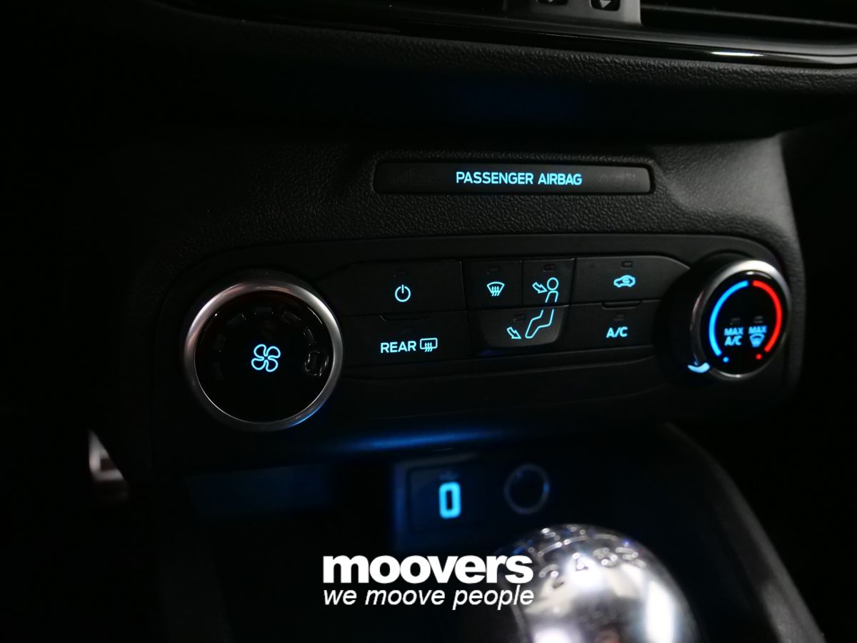 FORD Focus 1.0 EcoBoost 125 CV SW ST-Line
