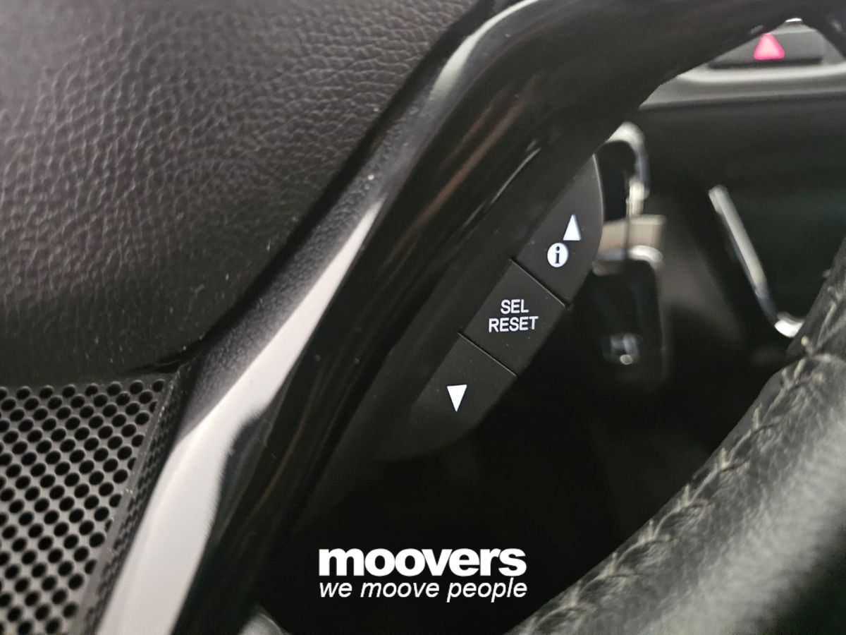 HONDA HR-V 1.5 i-VTEC CVT Elegance Navi ADAS