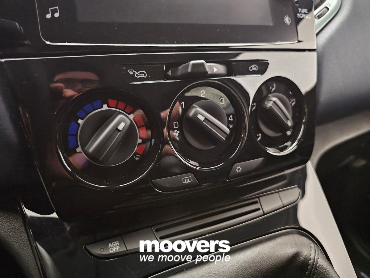 LANCIA Ypsilon 1.0 FireFly 5 porte S&S Hybrid Silver