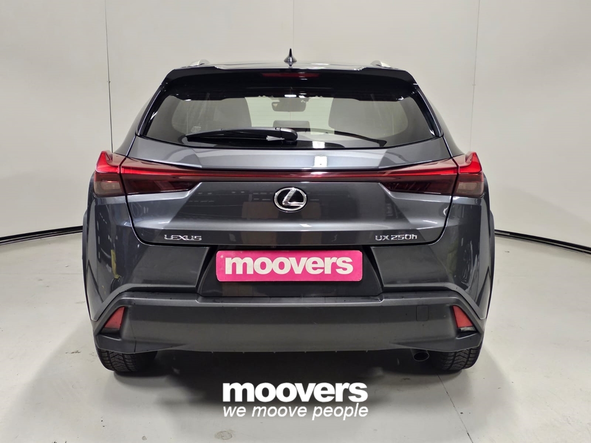 LEXUS UX Hybrid Urban