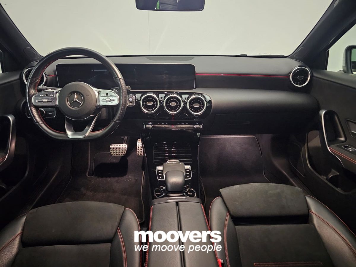 MERCEDES Classe A  180 Automatic Premium AMG Line