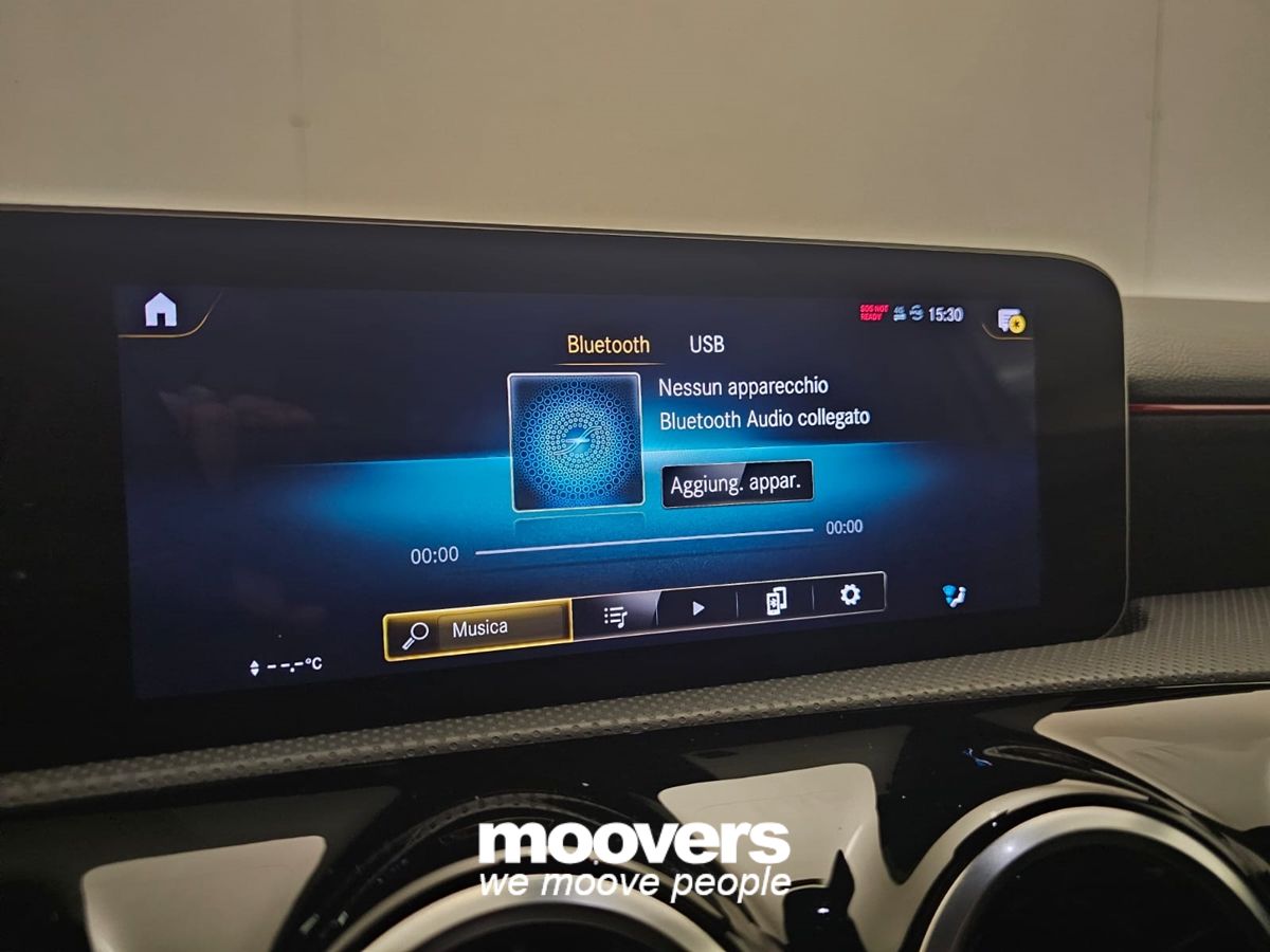 MERCEDES Classe A  180 Automatic Premium AMG Line