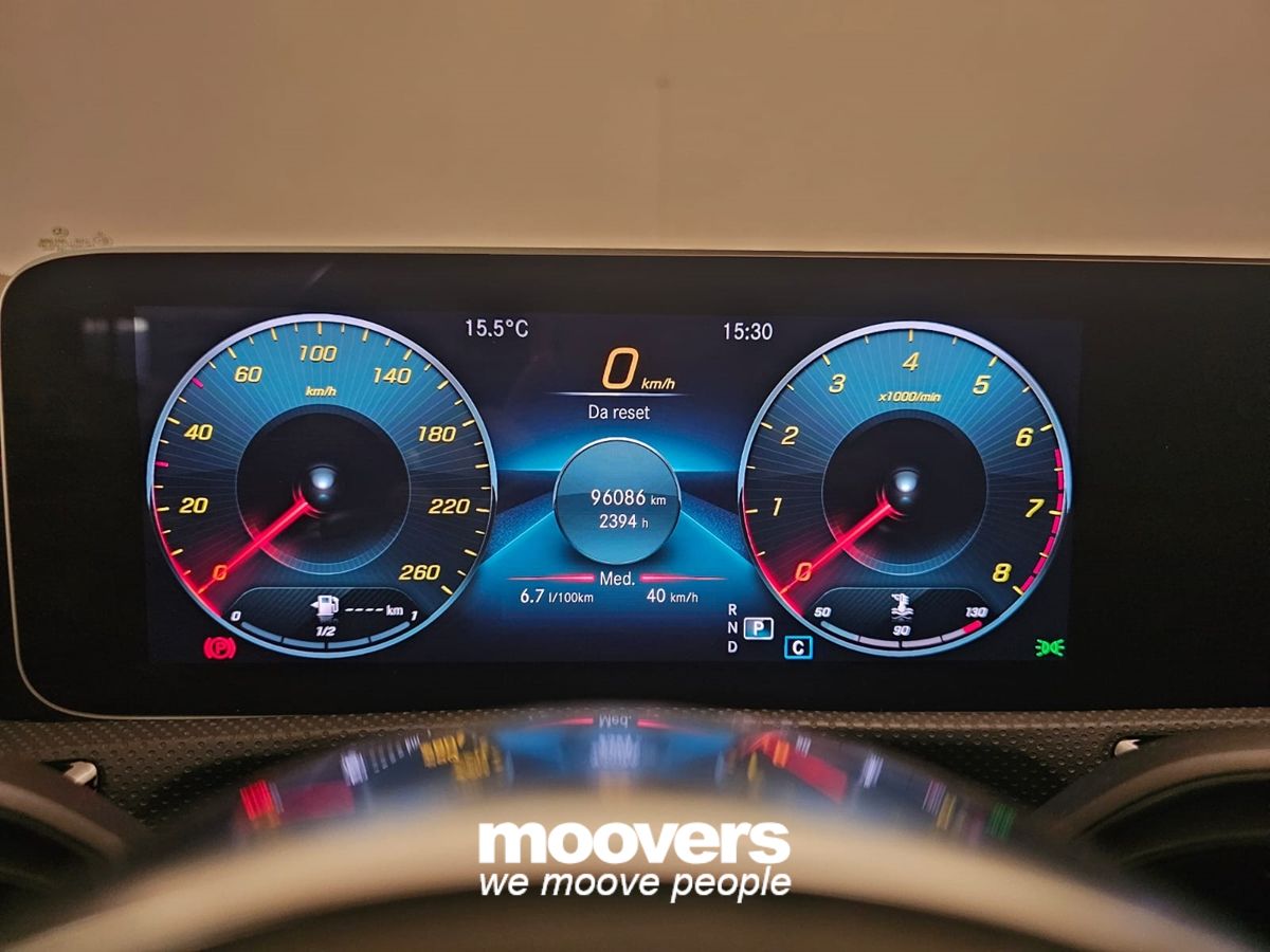 MERCEDES Classe A  180 Automatic Premium AMG Line