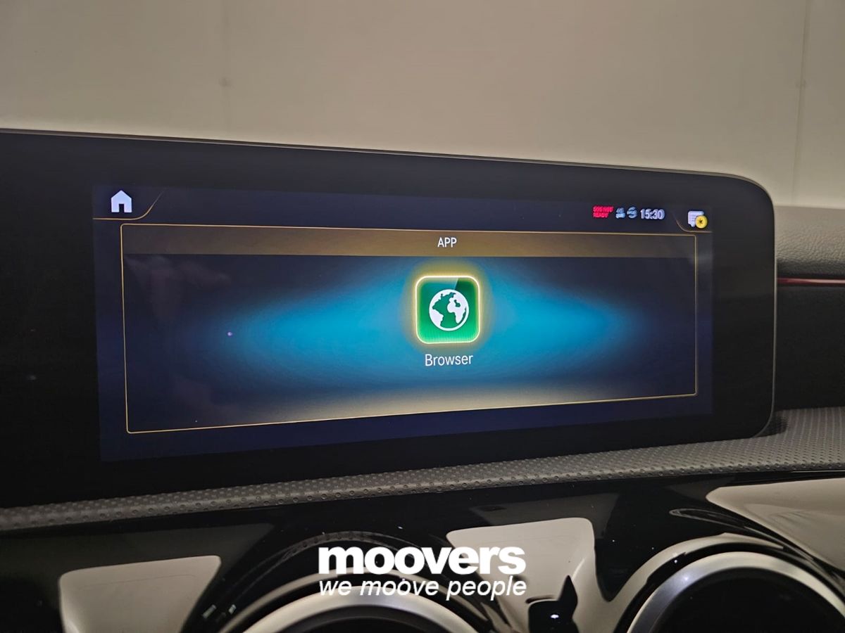 MERCEDES Classe A  180 Automatic Premium AMG Line