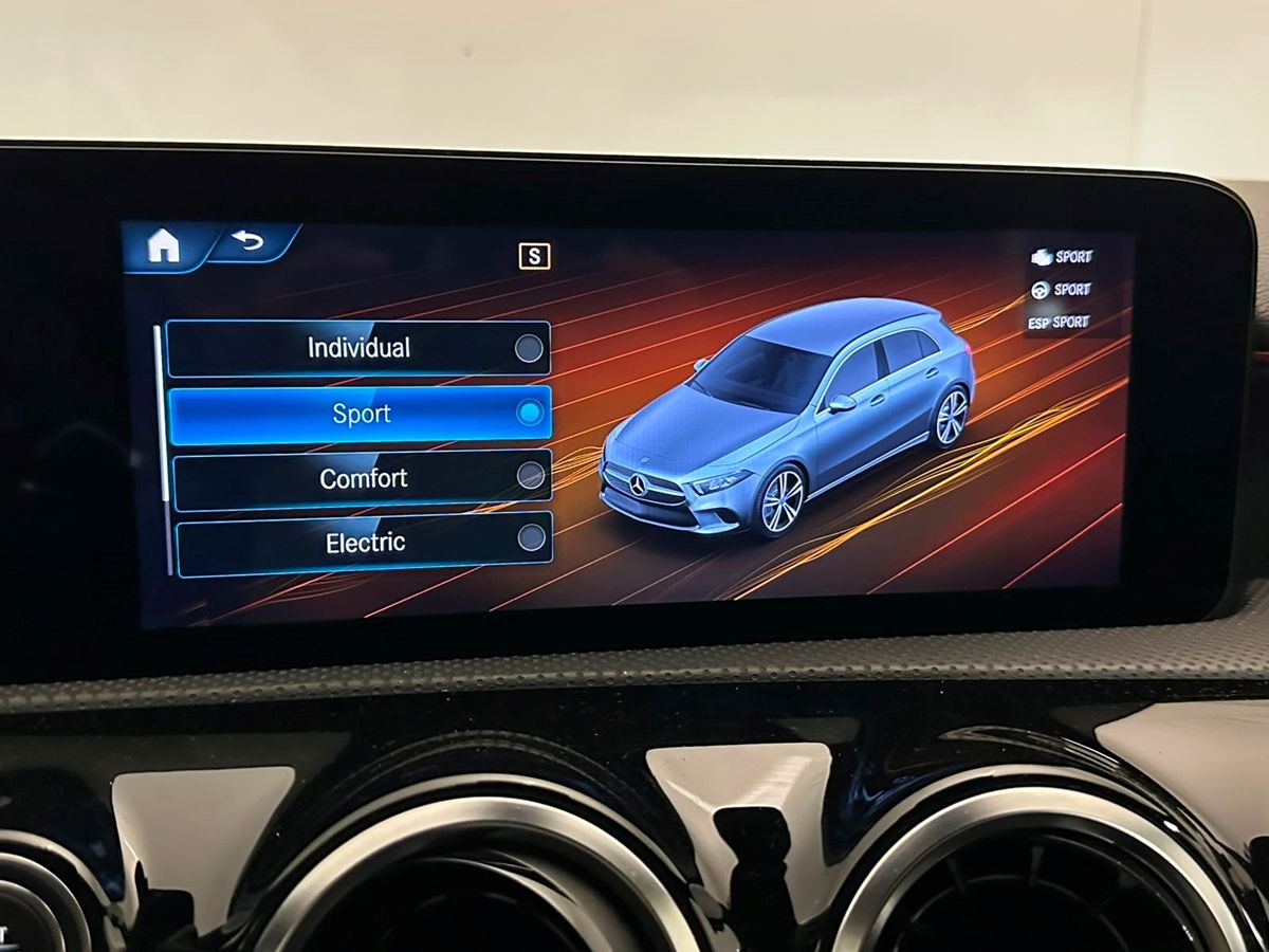 MERCEDES A 250 e hybrid EQ Premium