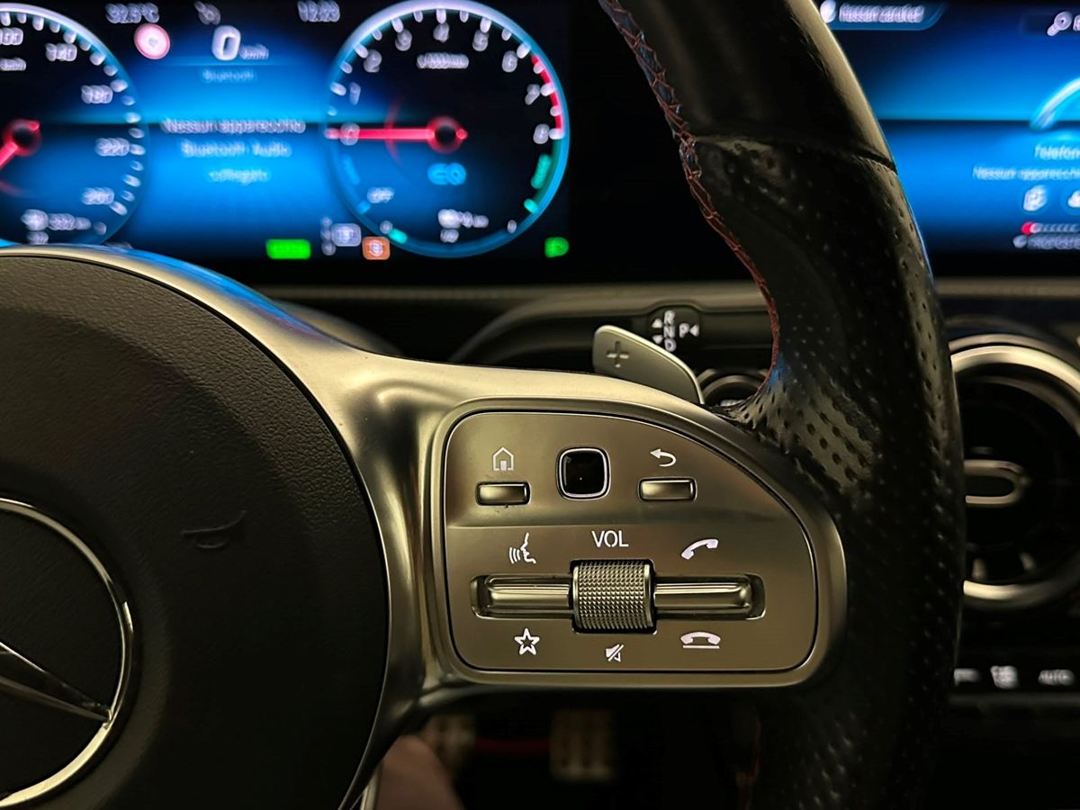 MERCEDES A 250 e hybrid EQ Premium