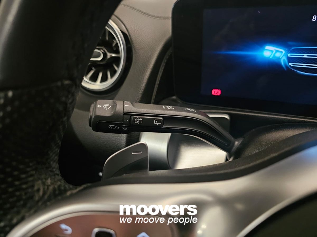MERCEDES GLB 200 Automatic 4Matic Premium