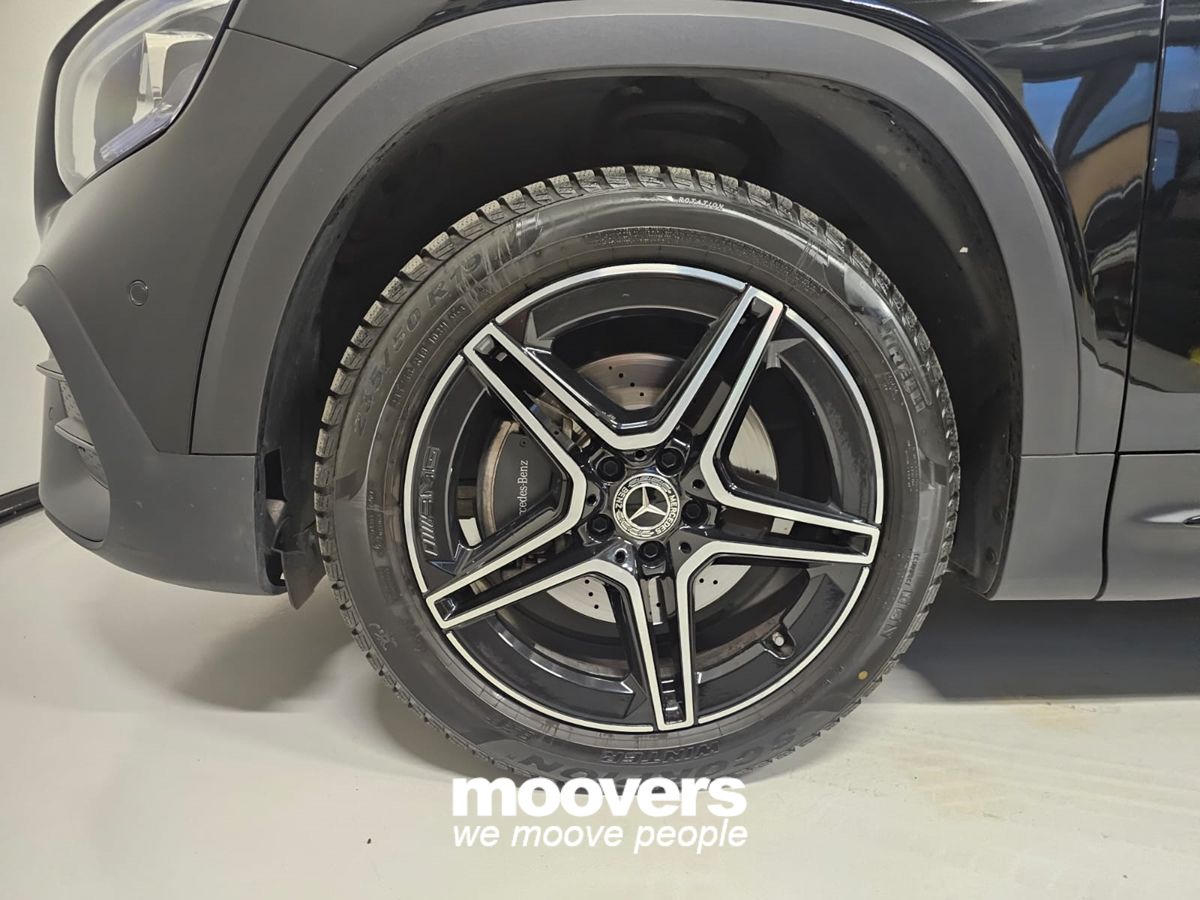 MERCEDES GLB 200 Automatic 4Matic Premium