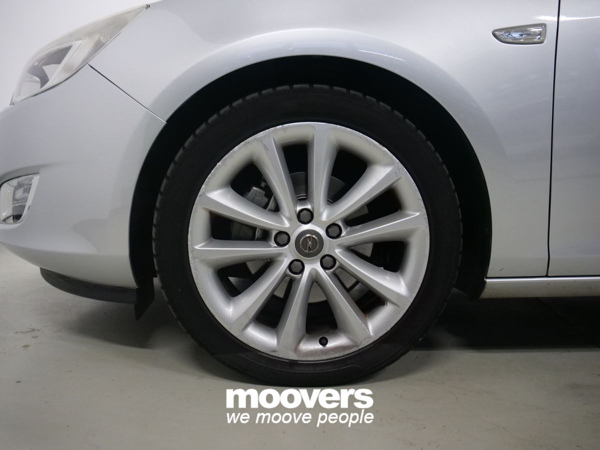 OPEL Astra 1.7 CDTI 125CV Sports Tourer Cosmo 24 MESI GARANZIA