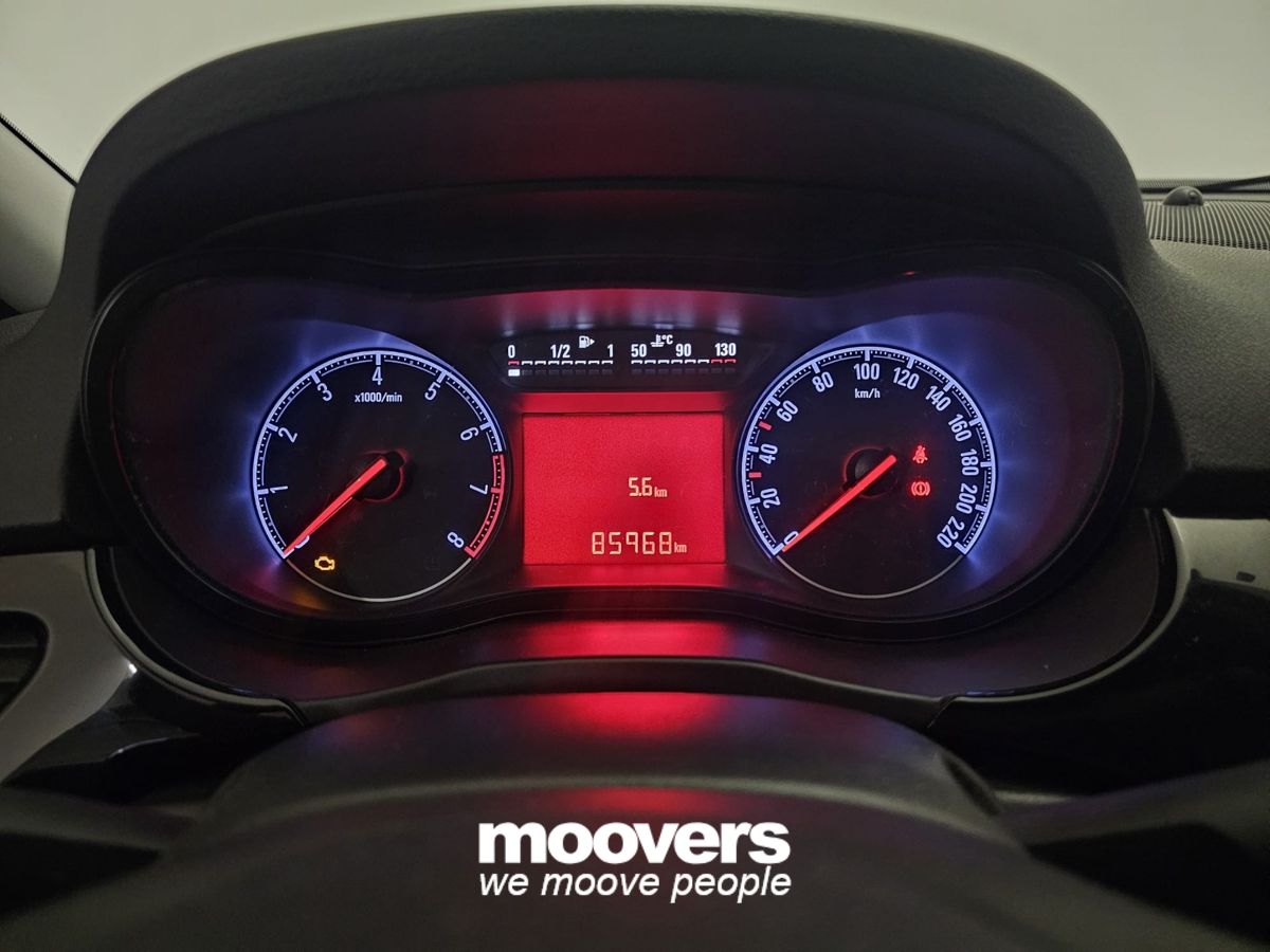 OPEL Corsa 1.2 5 porte b-Color