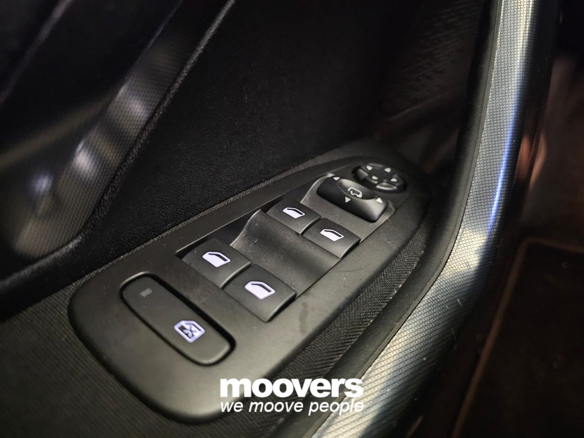 PEUGEOT 2008 1° serie PureTech Turbo 110 EAT6 S&S Allure