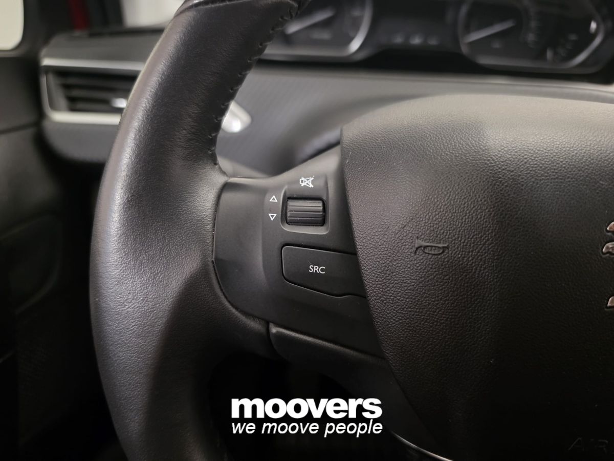 PEUGEOT 208 1° serie PureTech 82 5 porte Style