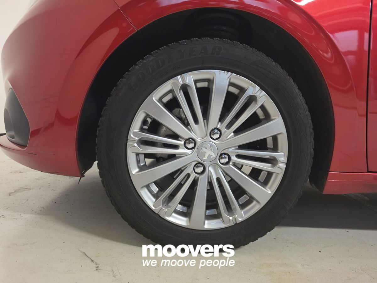 PEUGEOT 208 1° serie PureTech 82 5 porte Style