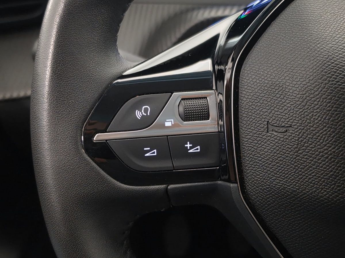PEUGEOT 208 Hybrid 110 e-DCS6 5 porte Allure + Access Pack