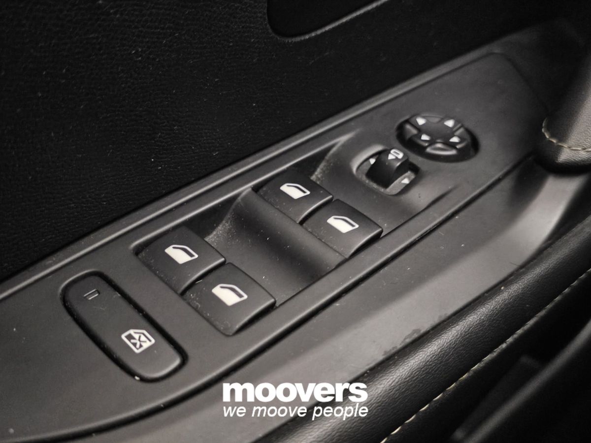 PEUGEOT 208 PureTech 130 Stop&Start EAT8 5 porte GT Line