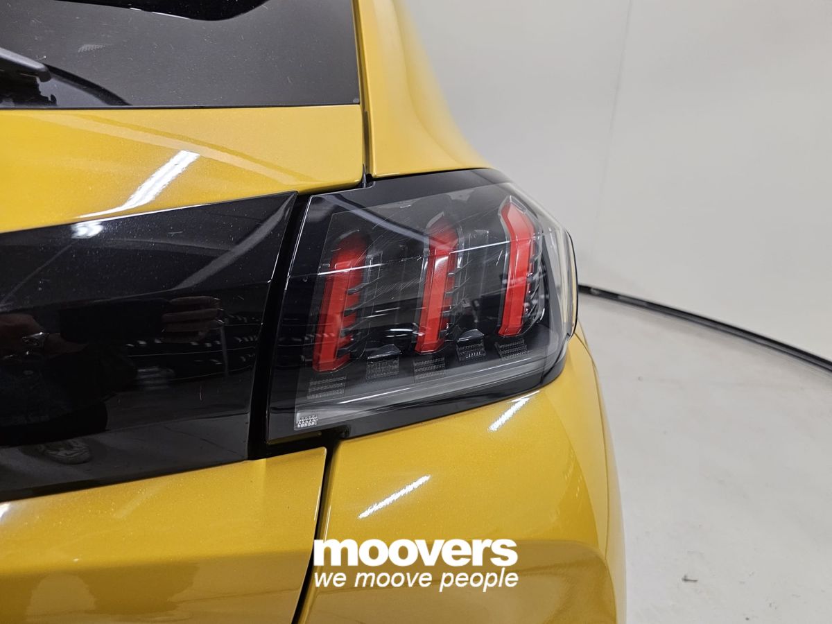 PEUGEOT 208 PureTech 130 Stop&Start EAT8 5 porte GT Line