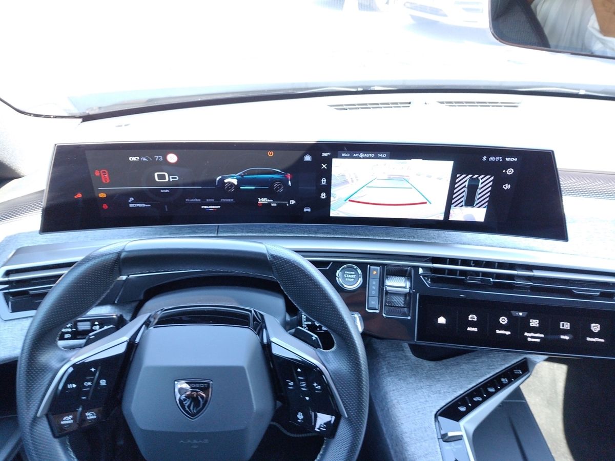 PEUGEOT 3008 Hybrid 136 e-DCS6 GT