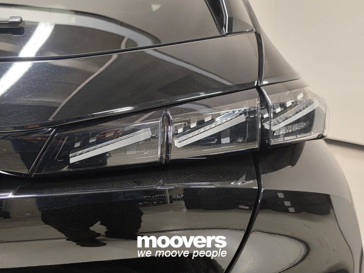 PEUGEOT 308 Hybrid 136 e-DCS6 GT