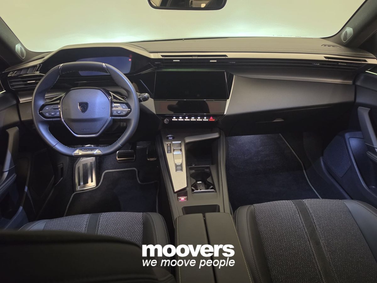 PEUGEOT 308 Hybrid 136 e-DCS6 GT