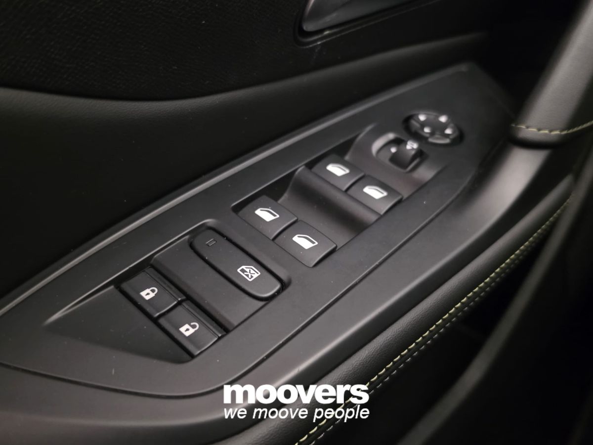 PEUGEOT 308 Hybrid 136 e-DCS6 GT