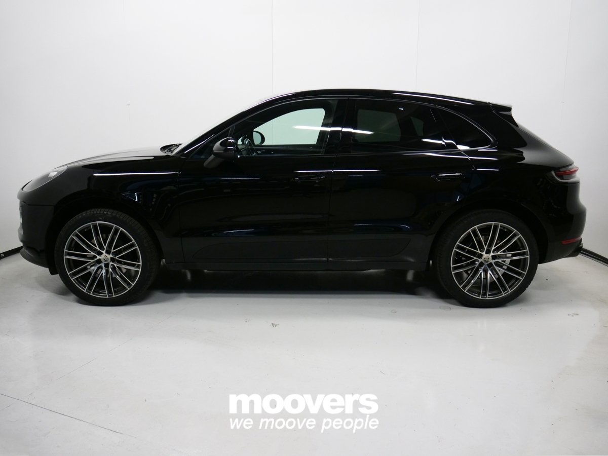 PORSCHE Macan 2.0