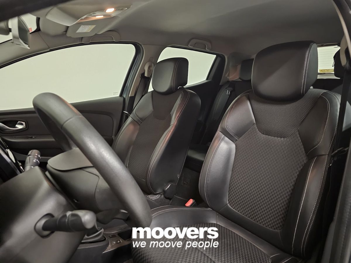 RENAULT Clio TCe 12V 90 CV 5 porte Life