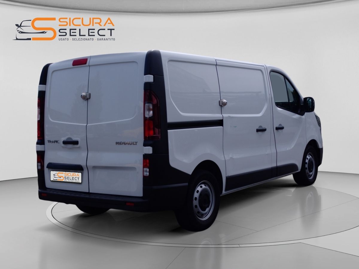 RENAULT Trafic T27 2.0 dCi 150CV PC-TN Furgone Start