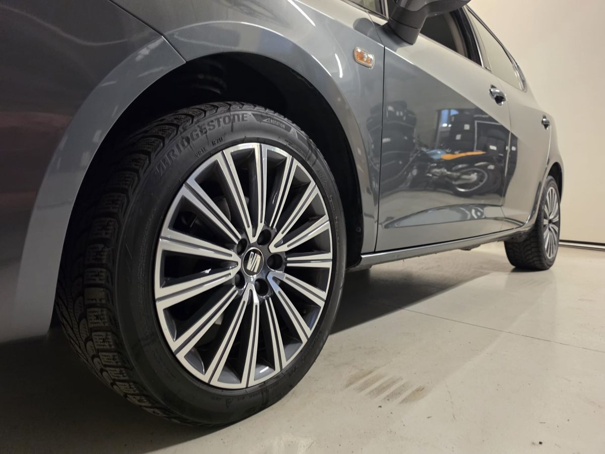 SEAT Ibiza 1.4 TDI 90 CV CR 5p. Connect Grey