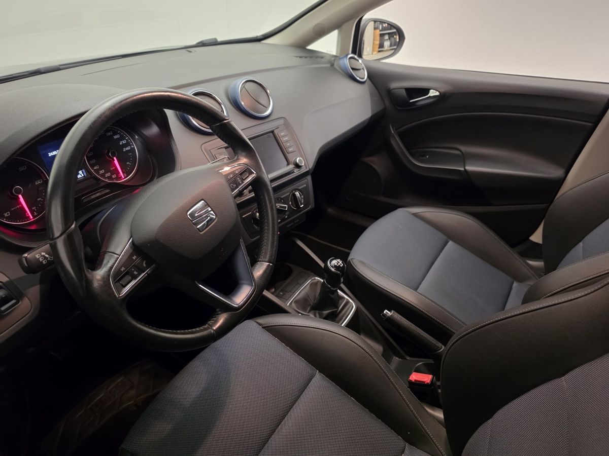 SEAT Ibiza 1.4 TDI 90 CV CR 5p. Connect Grey