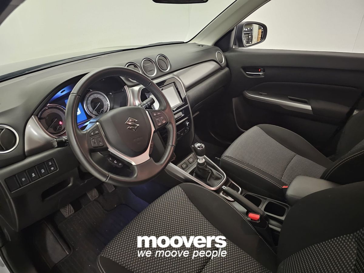 SUZUKI Vitara 1.4 Hybrid Cool