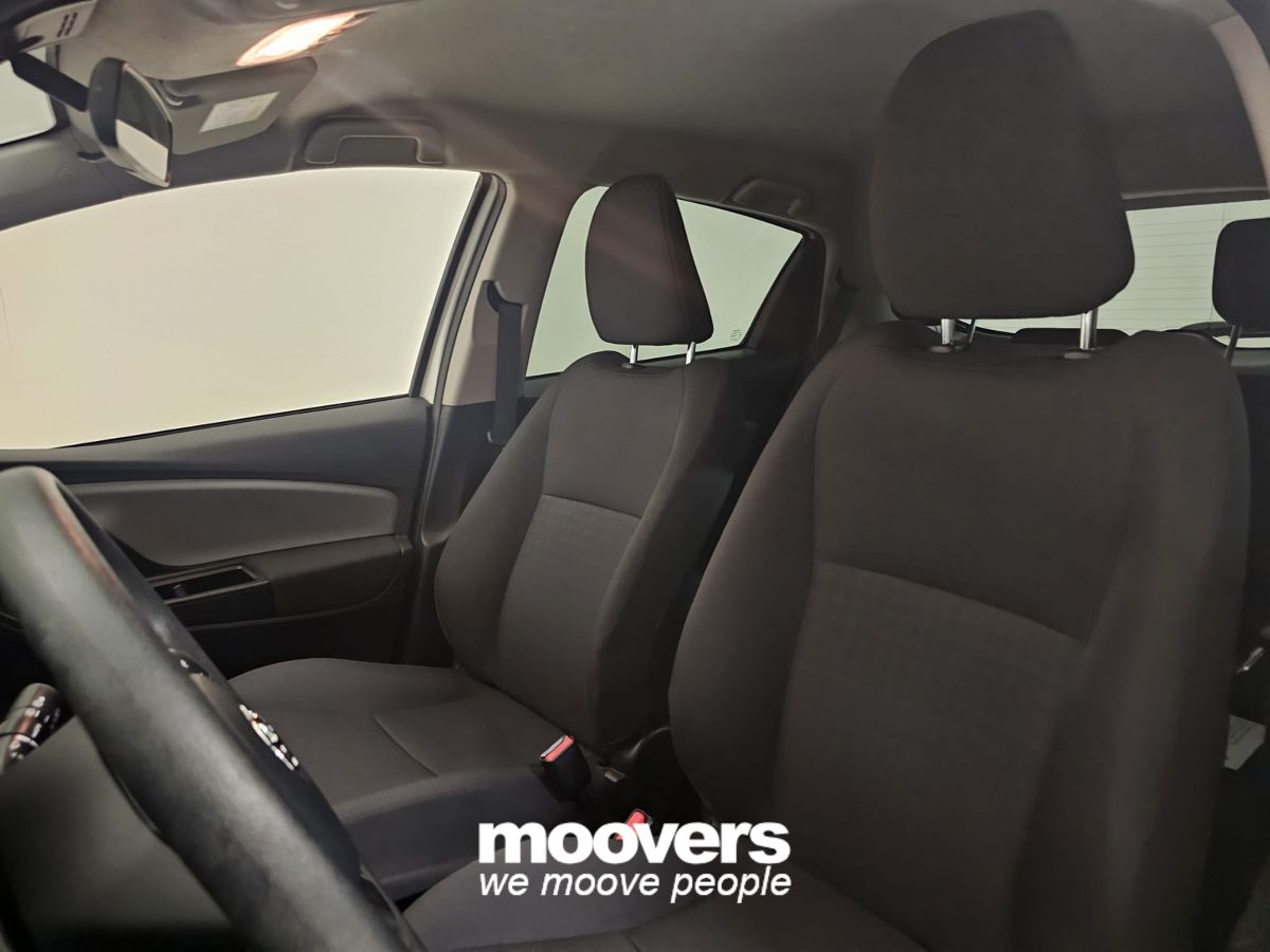 TOYOTA Yaris 1.5 Hybrid 5 porte Active