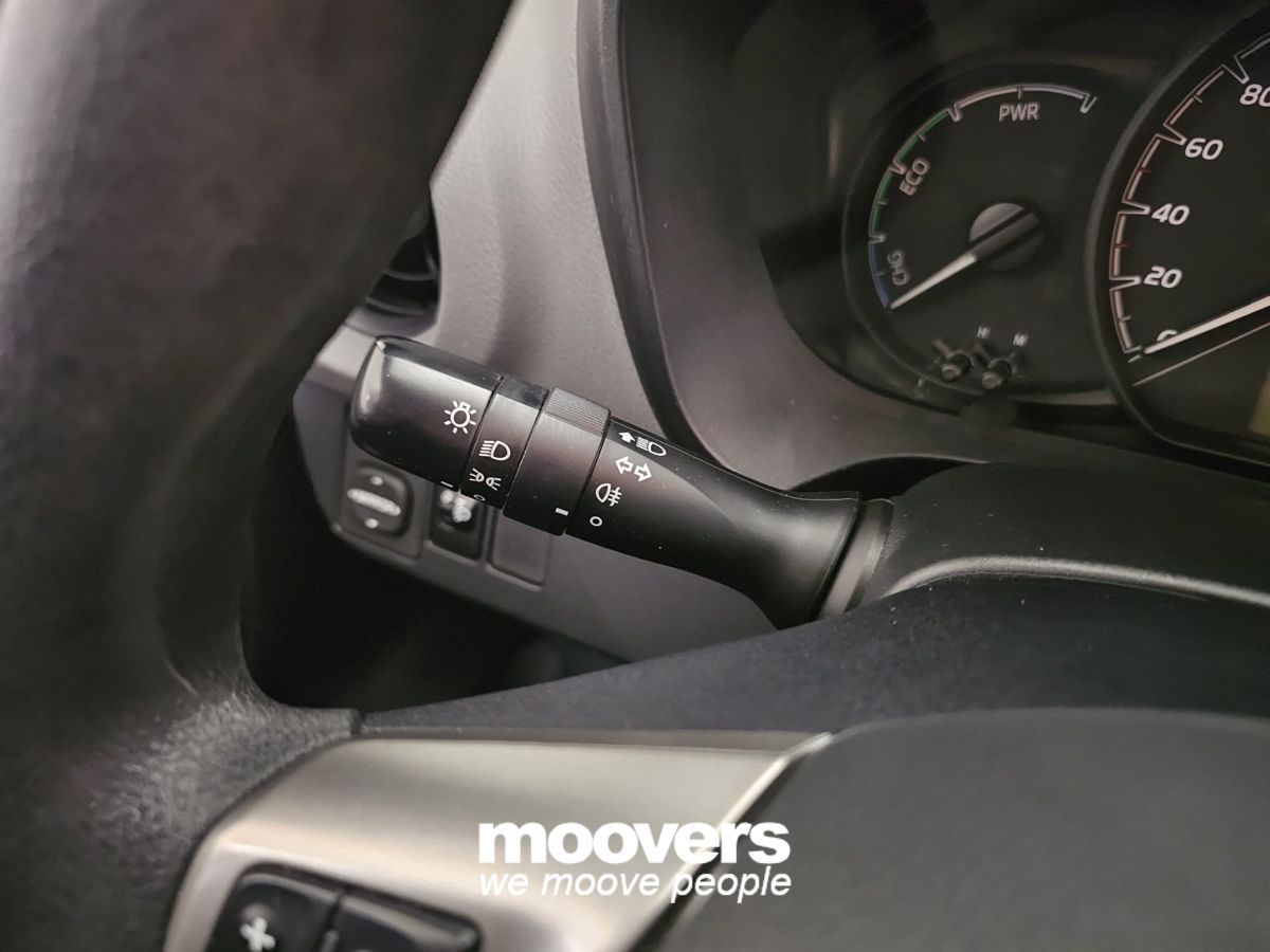 TOYOTA Yaris 1.5 Hybrid 5 porte Active