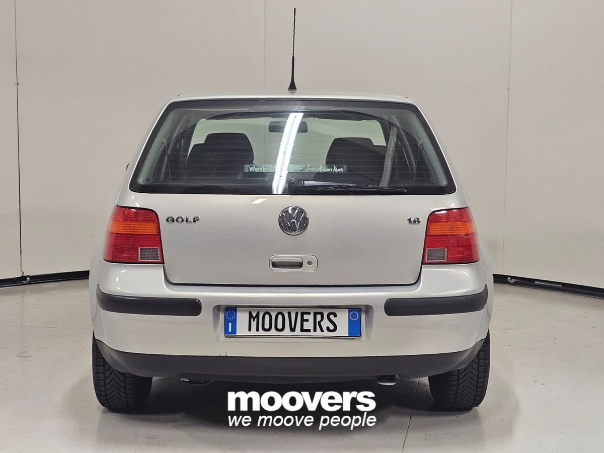 VOLKSWAGEN Golf 1.6 cat 5 porte Highline