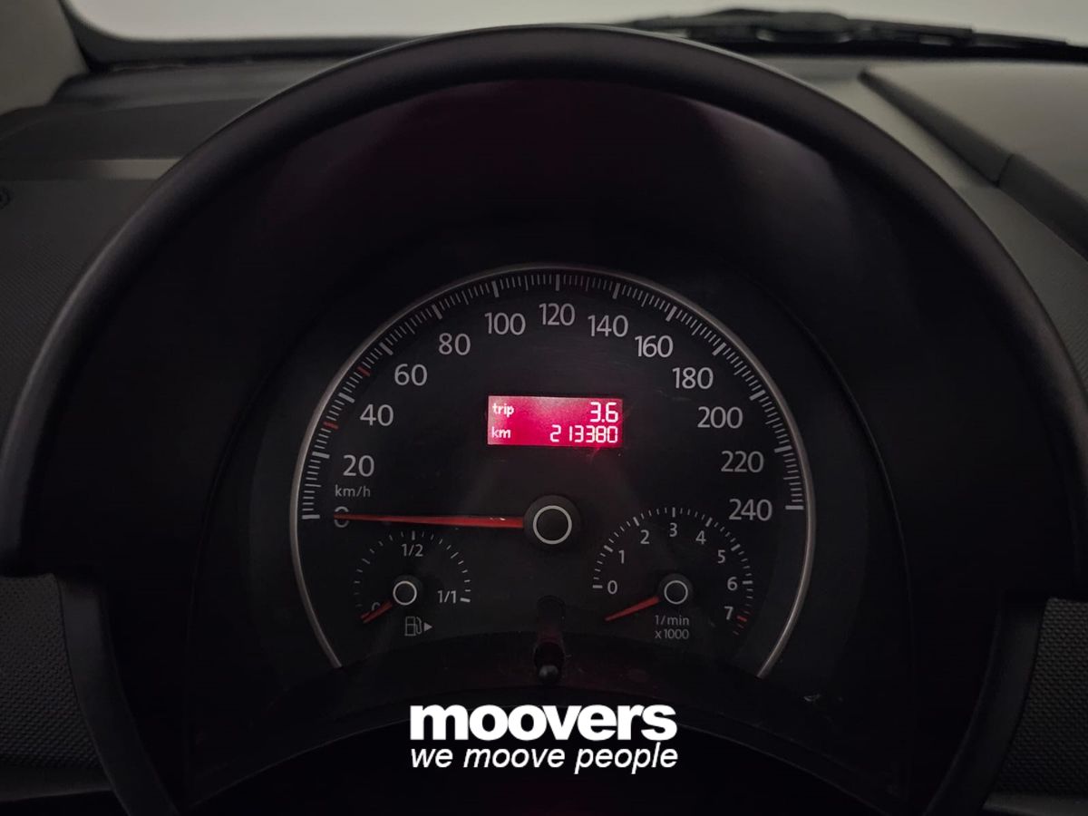 VOLKSWAGEN New Beetle 1.6 Cabrio