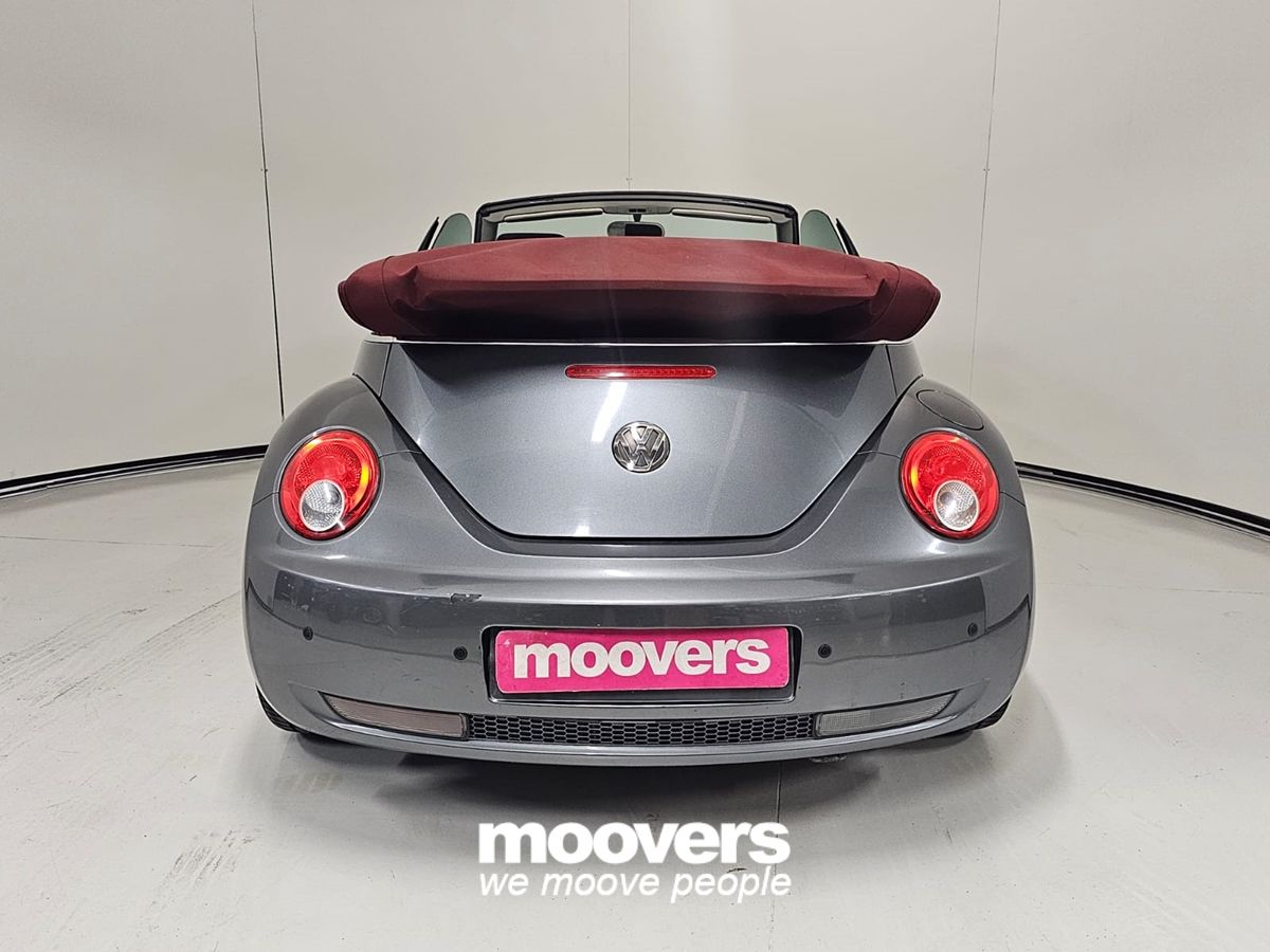 VOLKSWAGEN New Beetle 1.6 Cabrio