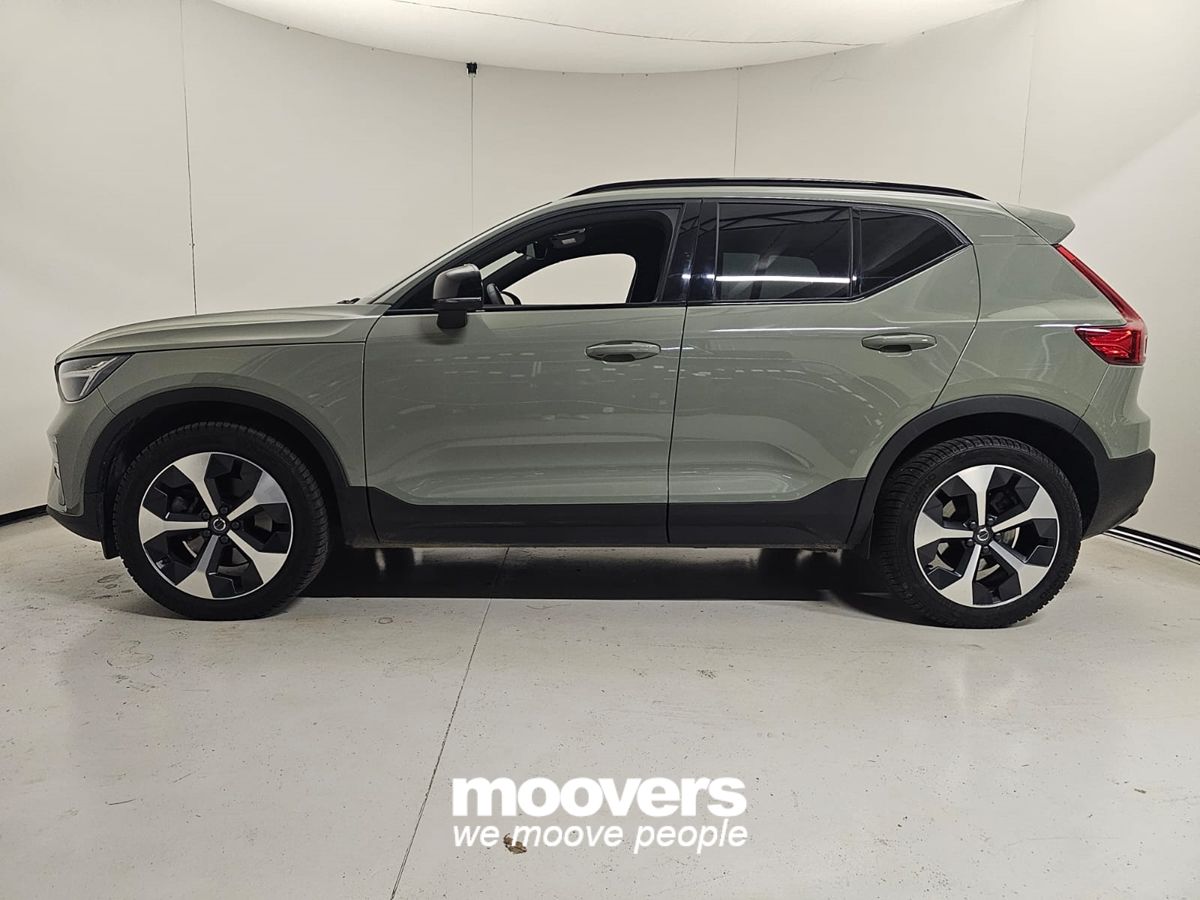 VOLVO XC40 B3 automatico Core
